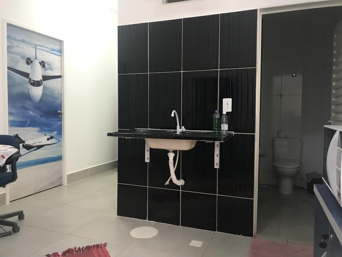 Aero T63 Toque De Recolher 22h As 07h Hotel 2*